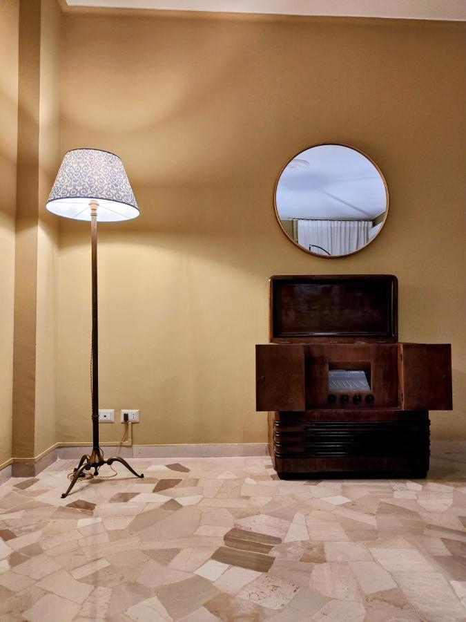 Lilly Apartment Firenze Eksteriør billede
